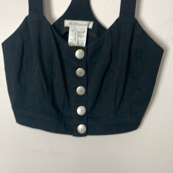 🖤 BCBGENERATION BCBG black halter crop top mall goth emo 90s y2k 2000s US 6 🖤 - Picture 2 of 8